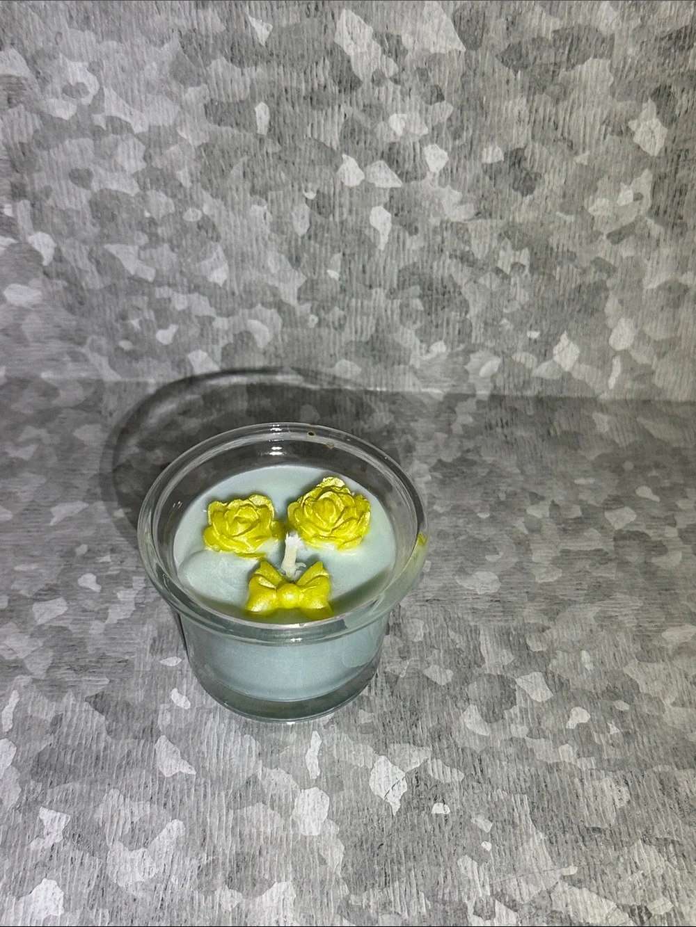 Jasmine scented candle with Peony scented flowers and bows